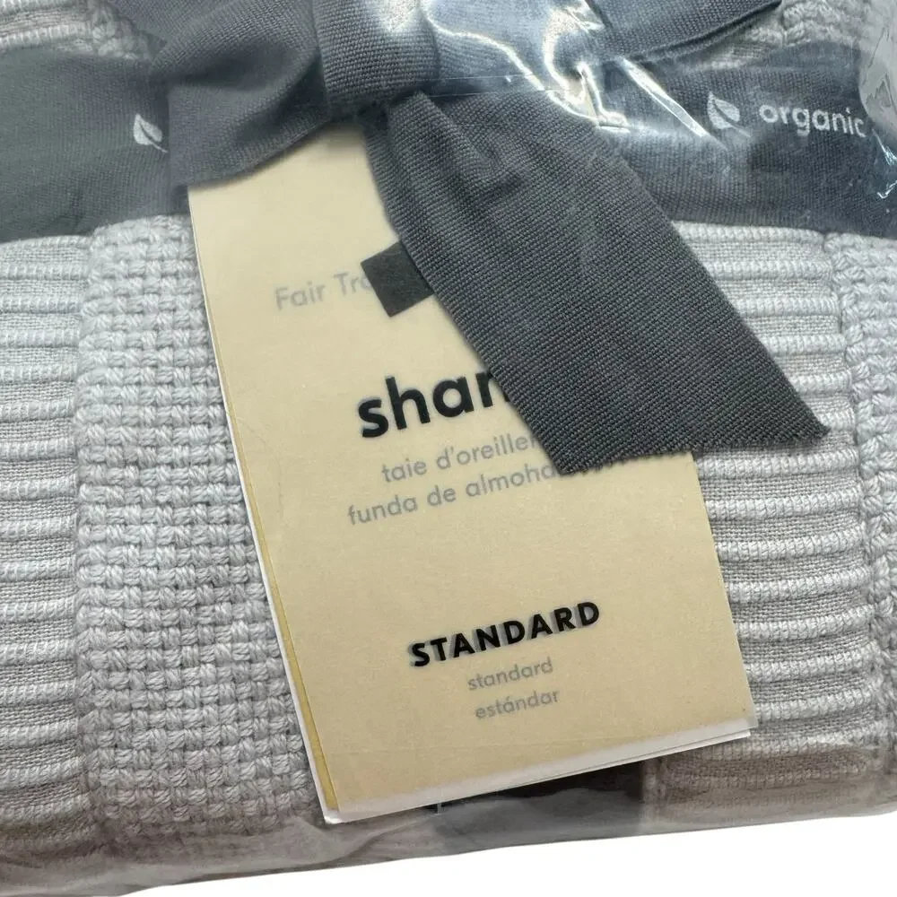 WEST ELM *NEW* Gray Textured Knit Organic Cotton Pillow Shams Standard Set of 2